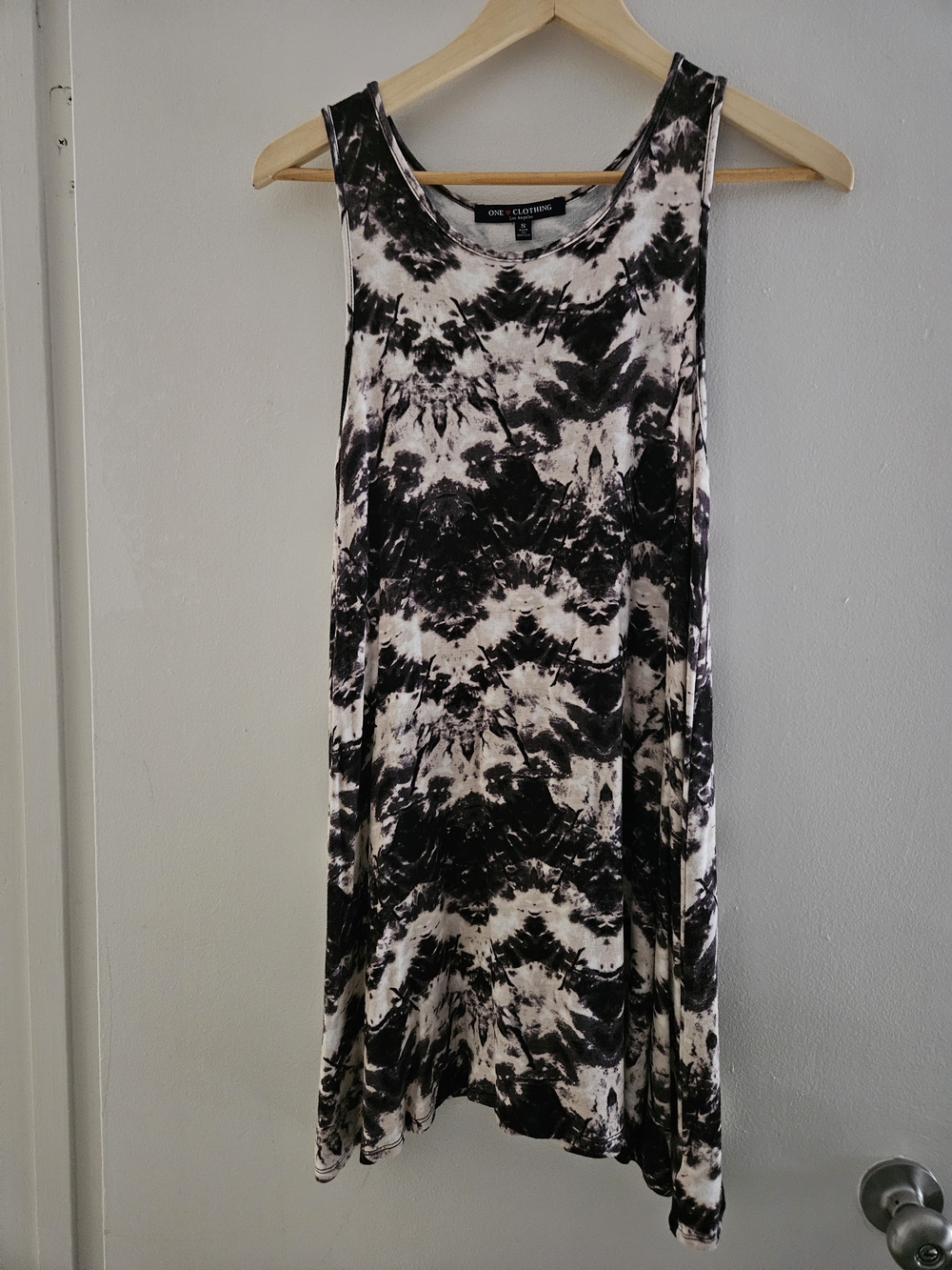 One Clothing Purplish Black & White Tie-Dye Midi Tank Dress